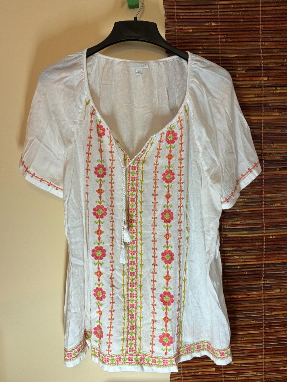 J.Jill Boho Embroidered Peasant Top Size XL. Cotton/Rayon Blend.